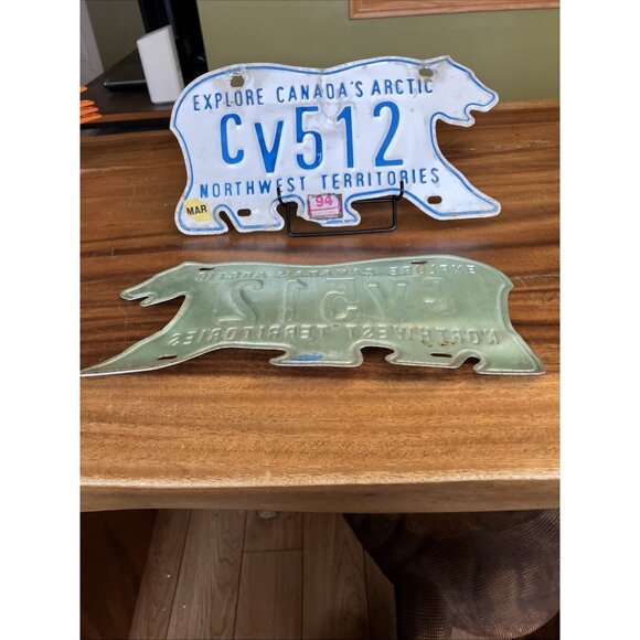 Vintage NORTHWEST TERRITORIES POLAR BEAR LICENSE PLATE Set # CV 512 - Picture 11 of 15